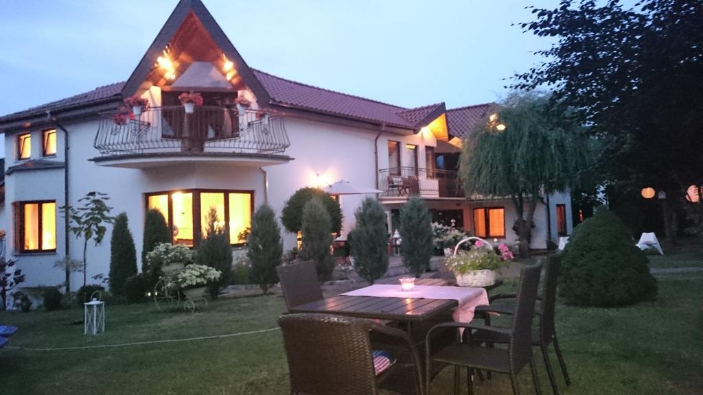 Villa Czarli Мендзиздроє Екстер'єр фото